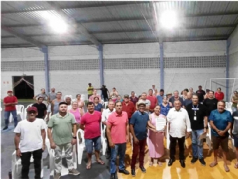 Governo Municipal apresenta proposta de investimentos para melhorias no salão da Vila Rural