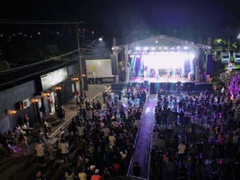 Itaipulândia abre programação de fim de ano com show gospel da banda FHOP Music