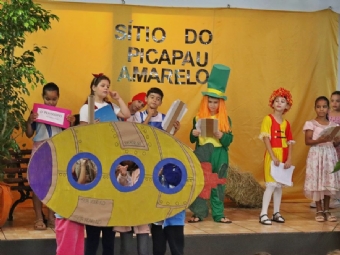 III Feira do Livro da Escola Municipal Dona Leopoldina incentiva leitura e integra comunidade escolar