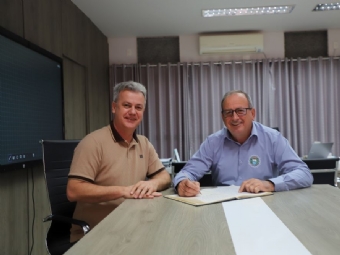 Prefeito de Itaipulândia transmite cargo ao vice durante período de férias