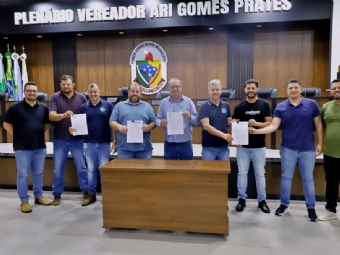 Administração protocola novos projetos de lei para aquisição de veículos e reposição salarial