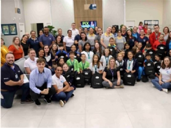 Concurso cultural com alunos incentiva a produção de desenhos, textos e poemas