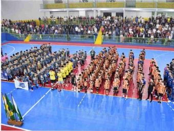 Abertura do Campeonato Municipal de Futsal de Base reúne grande público
