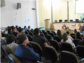 Médicos e enfermeiros participam de formação sobre pré-eclâmpsia e hemorragias na gestação