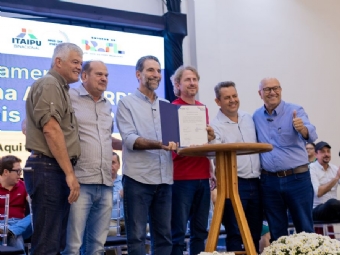 Itaipu renova programa que beneficia 30 mil alunos do Norte Pioneiro