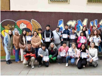 Oficina de grafite incentiva criatividade e pertencimento entre adolescentes atendidos pela Rede de Proteção