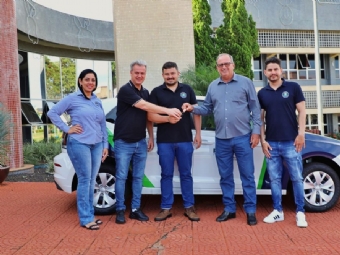 Itaipulândia recebe veículo para fortalecer a Agência do Trabalhador